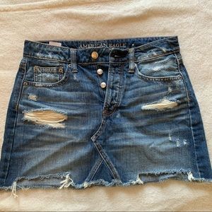 American Eagle - Ripped Jean Skirt